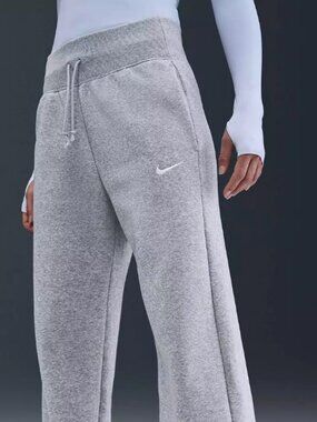 Nike High Rise Wide Leg Phoenix Fleece Sweatpants S